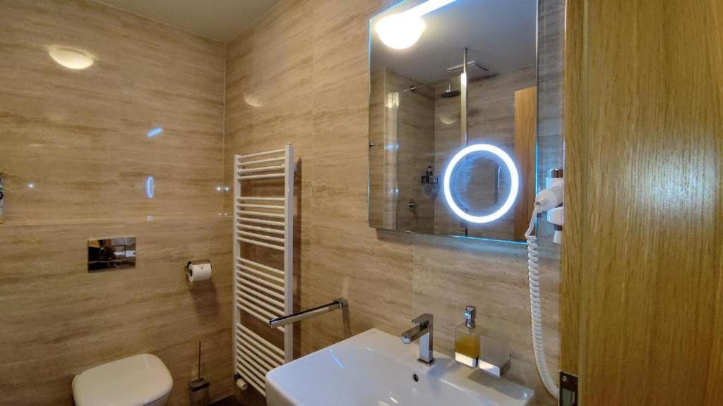 Relax Harrachov Apartments מראה חיצוני תמונה